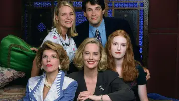 Backdrop к сериалу "Cybill" #1360836