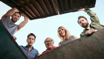Backdrop for the TV series "It
