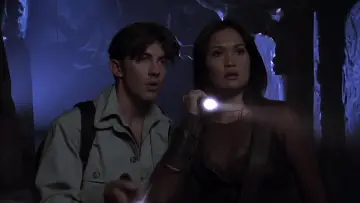 Backdrop к сериалу "Relic Hunter" #1342655