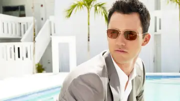 Backdrop к сериалу "Burn Notice" #1301782