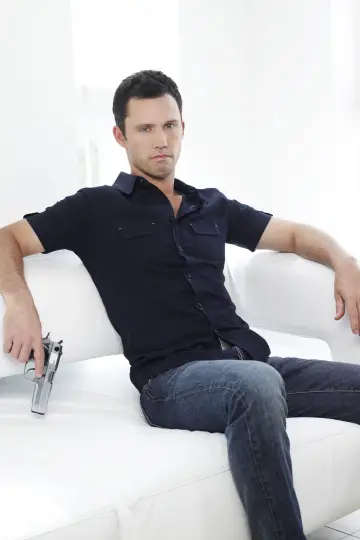 Poster к сериалу "Burn Notice" #1301852