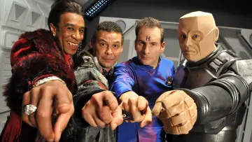 Backdrop к сериалу "Red Dwarf" #1335291