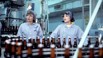 Backdrop к сериалу "Laverne & Shirley" #1349625