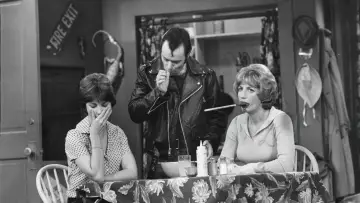 Backdrop к сериалу "Laverne & Shirley" #1349627