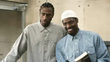 Backdrop к сериалу "Oz" #1288277