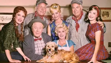 Backdrop к сериалу "Petticoat Junction" #1323004