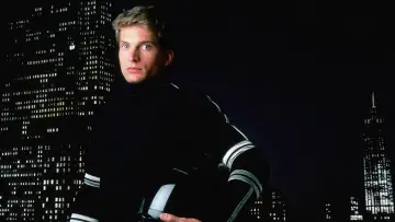 Backdrop for the TV series "Street Hawk" #1691332
