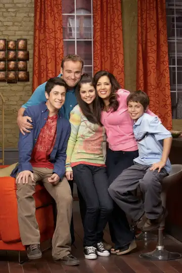 Poster к сериалу "Wizards of Waverly Place" #1340387