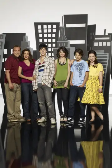 Poster к сериалу "Wizards of Waverly Place" #1340388