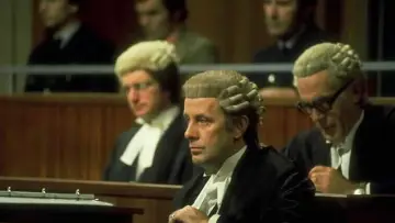 Backdrop к сериалу "Crown Court" #1311526