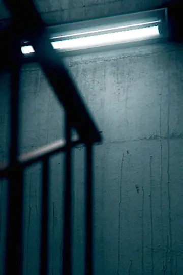 Poster к сериалу "48 Hours" #1296481