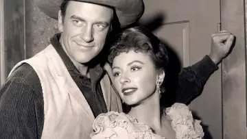 Backdrop к сериалу "Gunsmoke" #1337438
