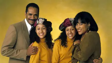 Backdrop for the TV series "Sister, Sister" #1539042