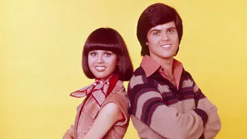Backdrop for the TV series "Donny & Marie" #1661365