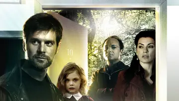 Backdrop for the TV series "The Lost Room" #1460666