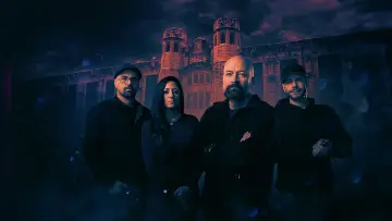 Backdrop for the TV series "Ghost Hunters" #1380163
