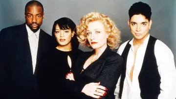 Backdrop к сериалу "New York Undercover" #1378090