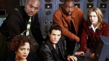 Backdrop к сериалу "New York Undercover" #1378091