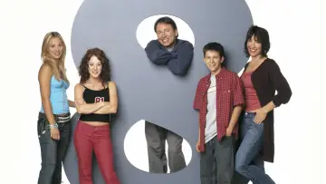 Backdrop for the TV series "8 Simple Rules" #1355556