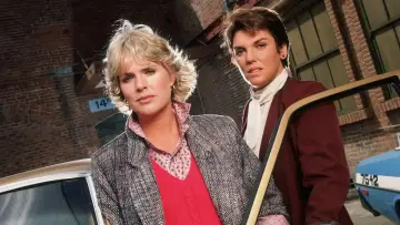 Backdrop к сериалу "Cagney & Lacey" #1335323