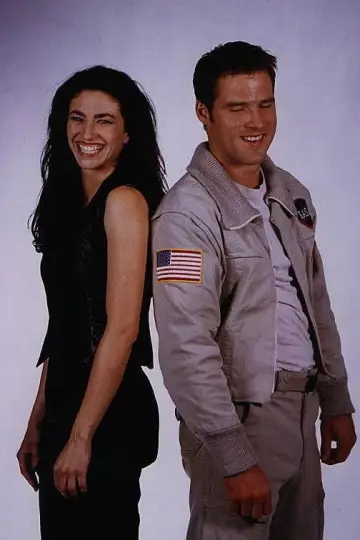 Poster к сериалу "Farscape" #1323338