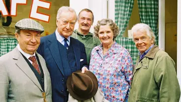 Backdrop for the TV series "Last of the Summer Wine" #1324272