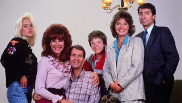 Backdrop к сериалу "Married... with Children" #1251638