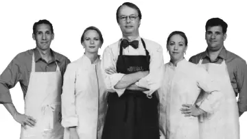 Backdrop к сериалу "America