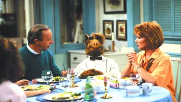Backdrop к сериалу "ALF" #1329941
