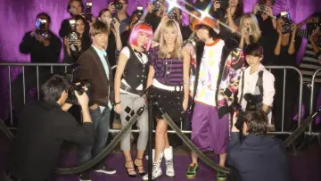 Backdrop к сериалу "Hannah Montana" #1302332