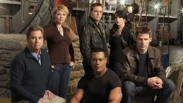 Backdrop к сериалу "Stargate SG-1" #1251147