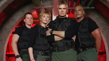 Backdrop к сериалу "Stargate SG-1" #1251171