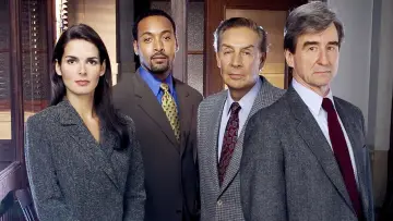 Backdrop к сериалу "Law & Order" #1232422