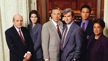 Backdrop к сериалу "Law & Order" #1232424