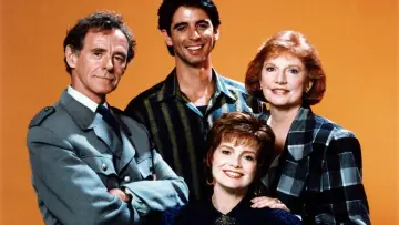 Backdrop for the TV series "The Days and Nights of Molly Dodd" #1589000