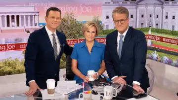 Backdrop for the TV series "Morning Joe" #1677169