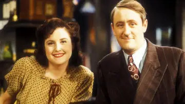 Backdrop for the TV series "Goodnight Sweetheart" #1589437