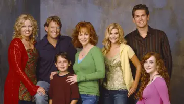 Backdrop к сериалу "Reba" #1355852