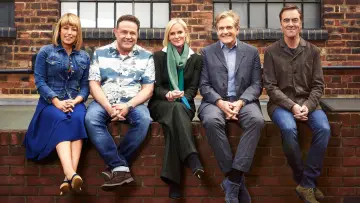 Backdrop for the TV series "Cold Feet" #1747717