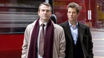 Backdrop к сериалу "Law & Order: UK" #1419104