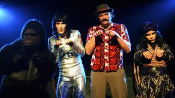 Backdrop к сериалу "The Mighty Boosh" #1434962
