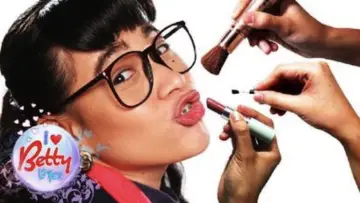 Backdrop for the TV series "I Love Betty La Fea" #1663662