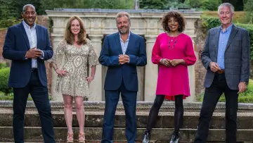 Backdrop к сериалу "Homes Under the Hammer" #1224944