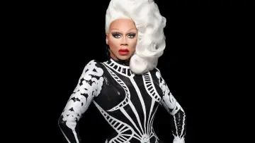 Backdrop к сериалу "RuPaul