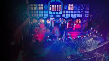 Backdrop к сериалу "Hollyoaks" #1230876
