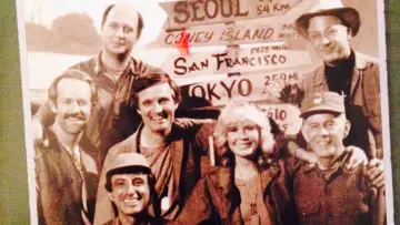 Backdrop к сериалу "M*A*S*H" #1300051