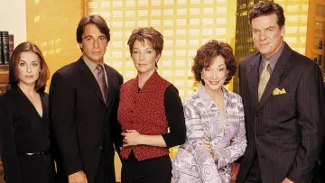 Backdrop к сериалу "Family Law" #1379707