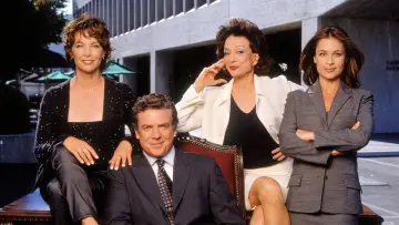 Backdrop к сериалу "Family Law" #1379711