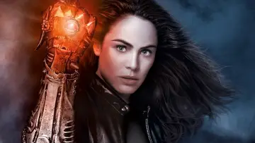 Backdrop for the TV series "Witchblade" #1784882