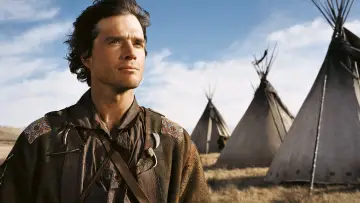 Backdrop for the TV series "Into the West" #1722677